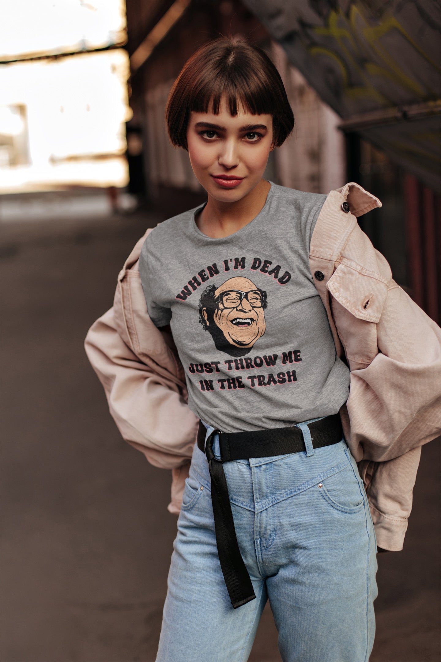 Frank Reynolds Throw Me In The Trash - Ladies Tee