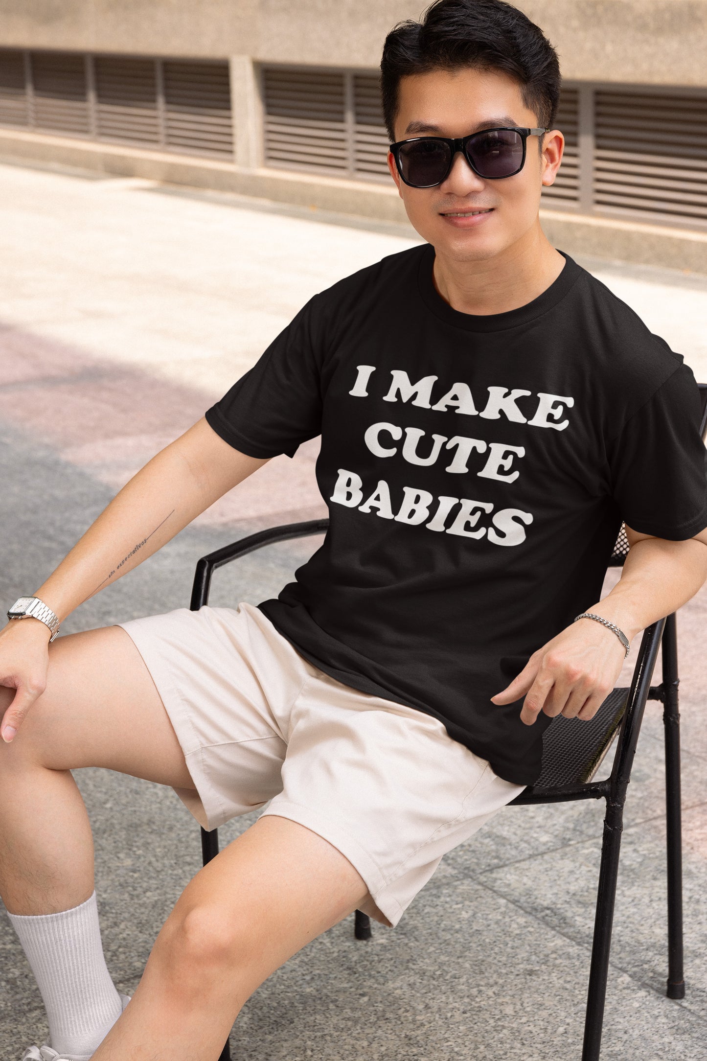I Make Cute Babies - T-Shirt